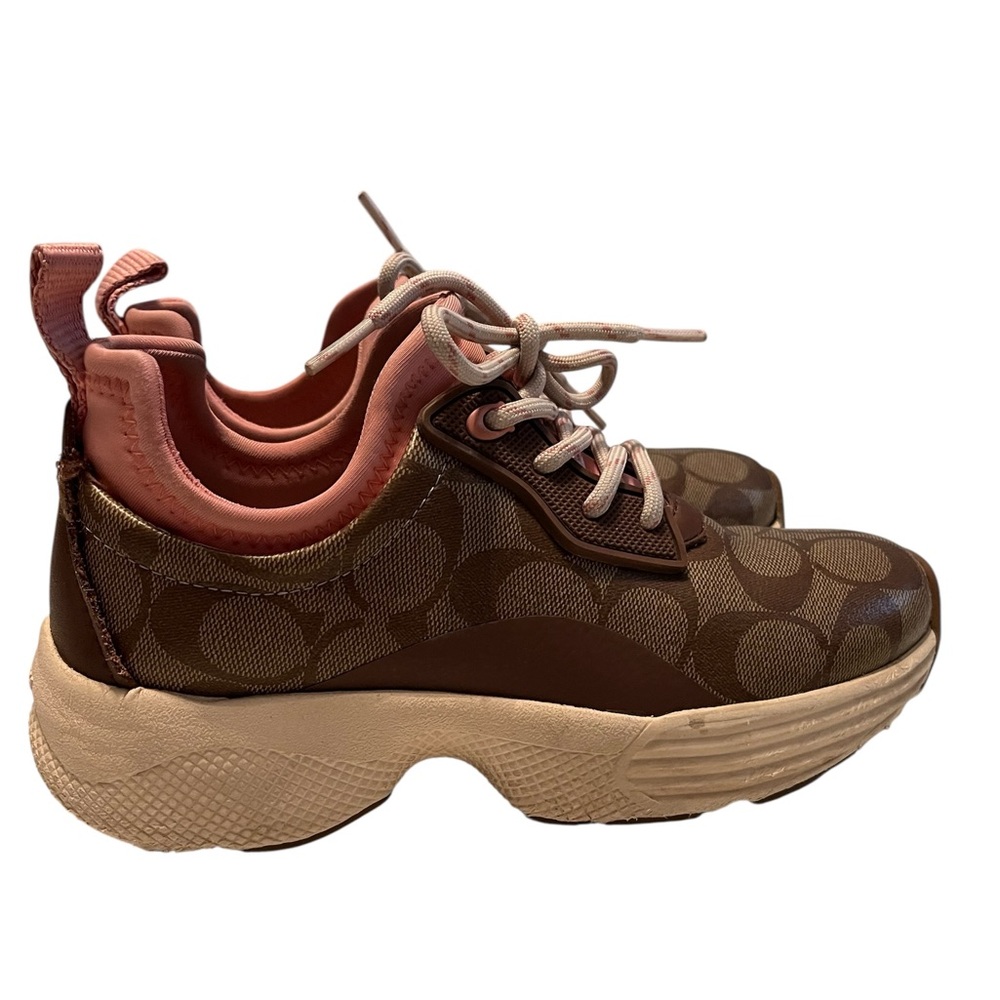 Coach 270 Signature Runner